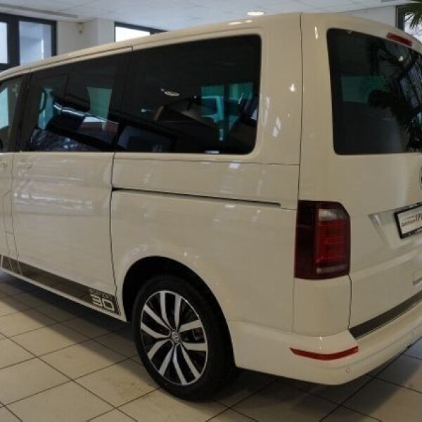 Volkswagen Multivan/Caravelle/Transporter из Германии (9574)