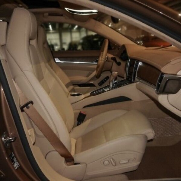 Porsche Panamera  из Германии (9593)