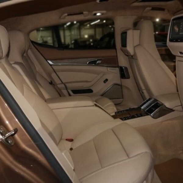 Porsche Panamera  из Германии (9594)