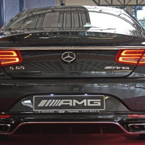 Mercedes-Benz undefined из Германии (9974)