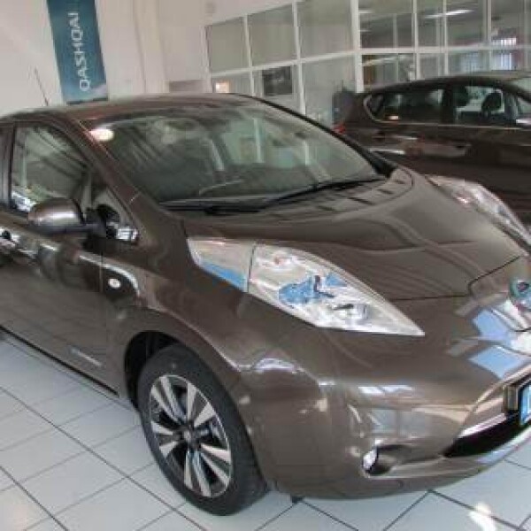Nissan Leaf из Германии (10172)