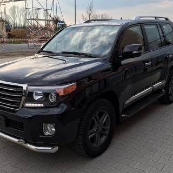 Toyota Land Cruiser 200 из Германии (10188)