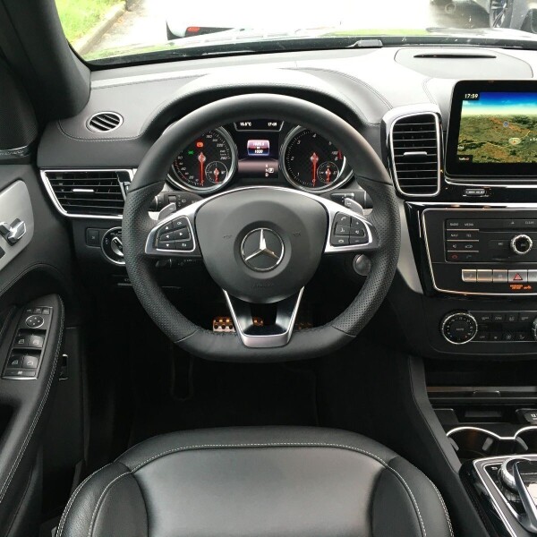 Mercedes-Benz GLE-Klasse из Германии (10360)