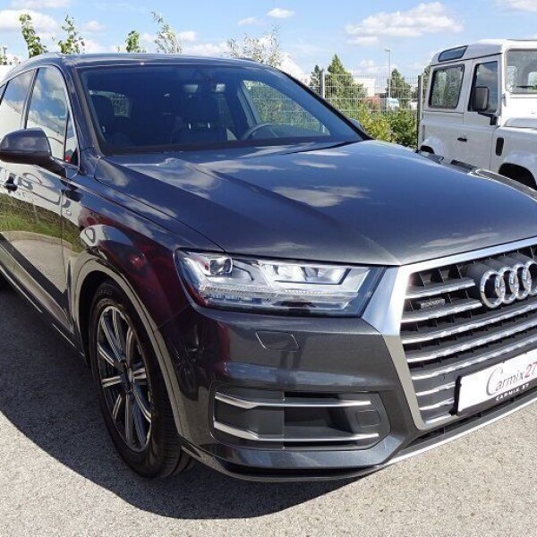 Audi Q7 из Германии (10995)