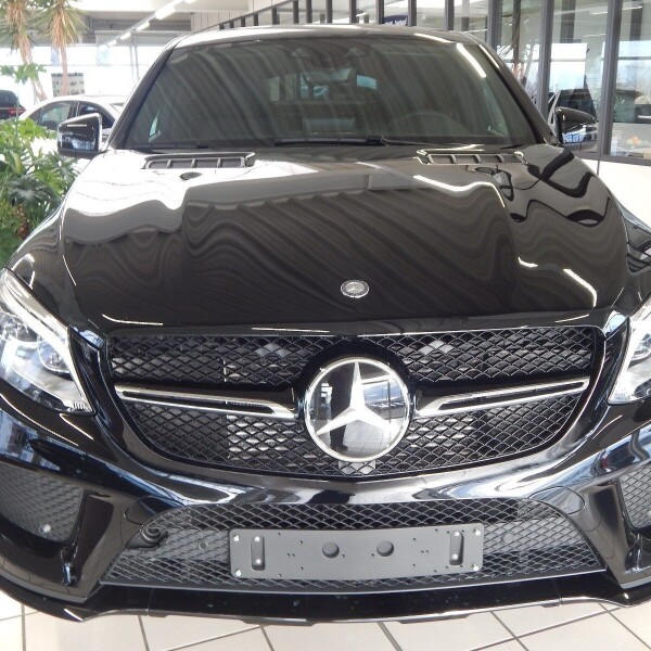 Mercedes-Benz undefined из Германии (11997)