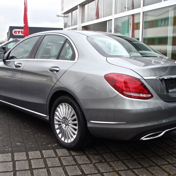 Mercedes-Benz undefined из Германии (12031)