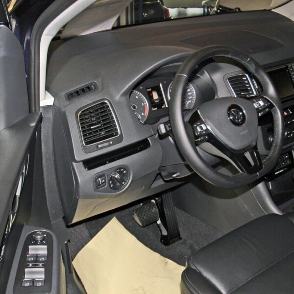 Volkswagen Sharan из Германии (12578)