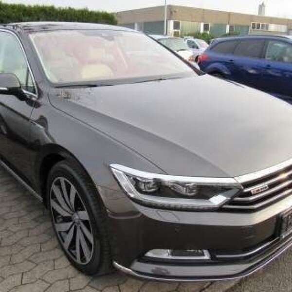 Volkswagen Passat из Германии (12632)
