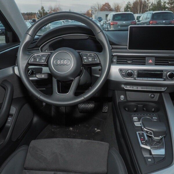 Audi A4  из Германии (13576)