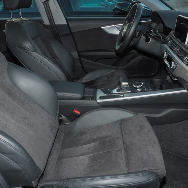 Audi A4  из Германии (13575)