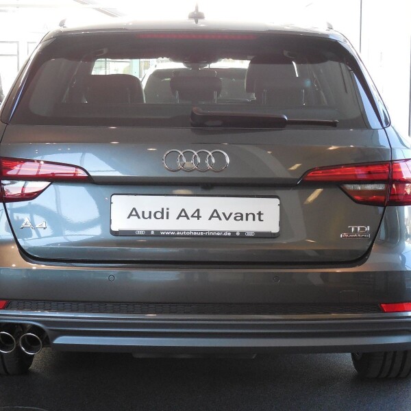 Audi A4  из Германии (13593)