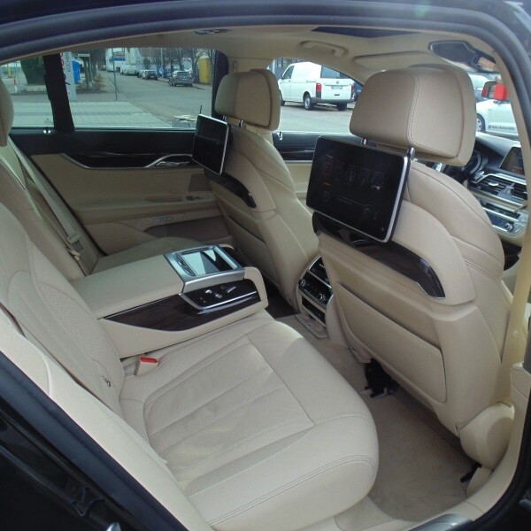 BMW 7-серии из Германии (13731)
