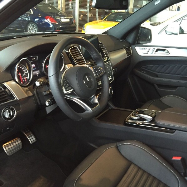 Mercedes-Benz GLS-Klasse из Германии (14772)