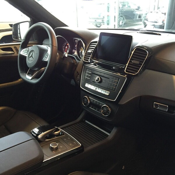 Mercedes-Benz GLS-Klasse из Германии (14774)