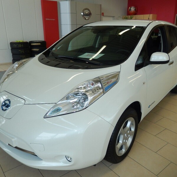 Nissan Leaf из Германии (14869)