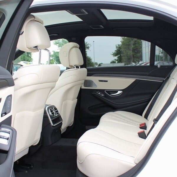 Mercedes-Benz S-Klasse из Германии (14994)