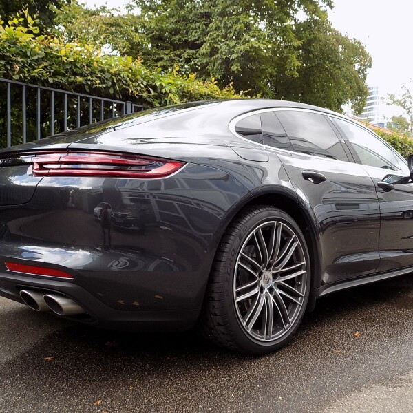 Porsche Panamera  из Германии (15120)