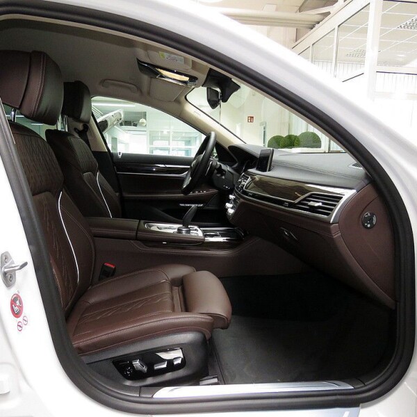 BMW 7-серии из Германии (15378)