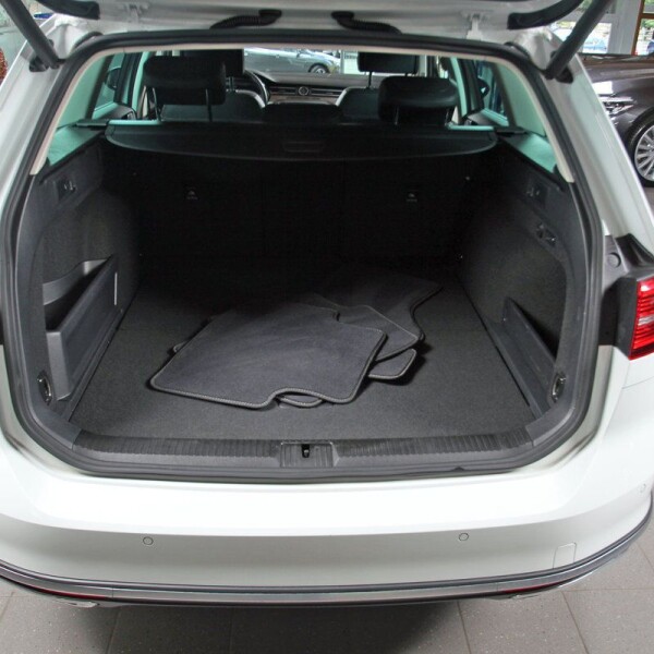 Volkswagen Alltrack из Германии (15608)