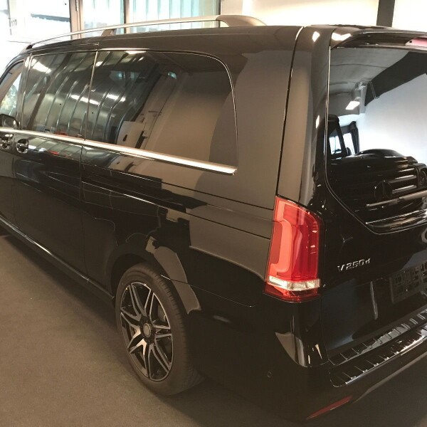 Mercedes-Benz Vito/ Viano V220, V250, V300 из Германии (16009)