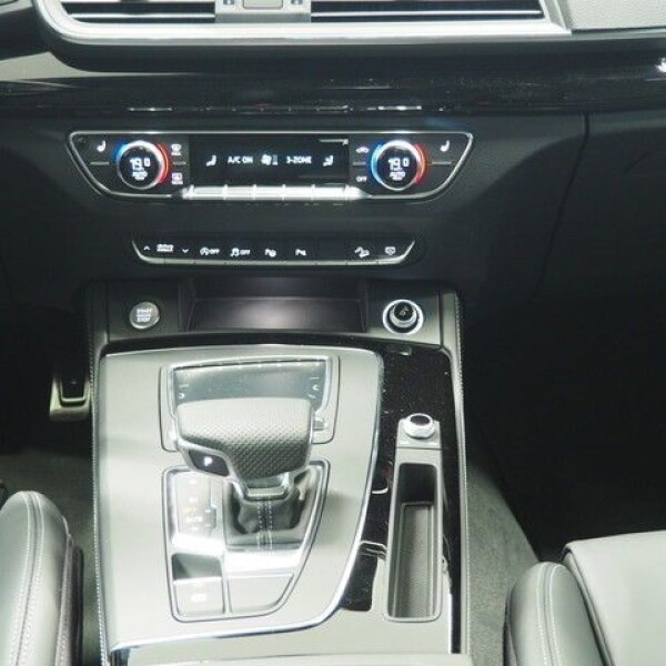 Audi Q5 из Германии (16070)