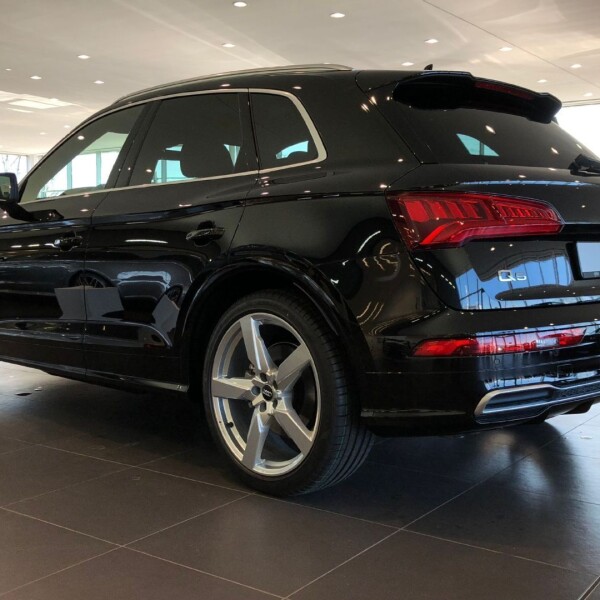Audi Q5 из Германии (16657)