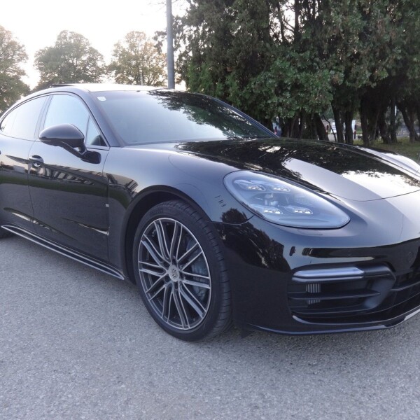 Porsche Panamera  из Германии (16899)