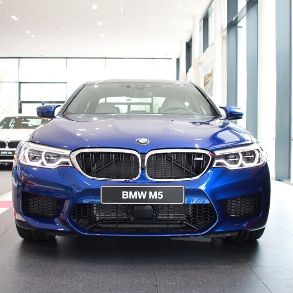 BMW M5 из Германии (17044)