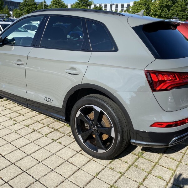 Audi Q5 из Германии (51123)