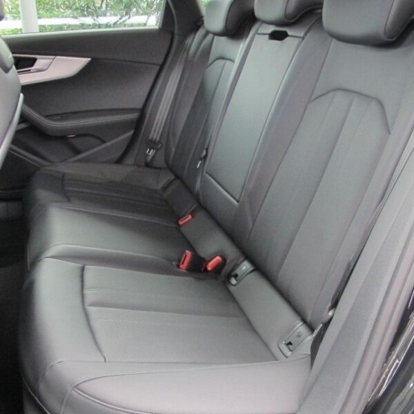 Audi RS4 из Германии (17462)