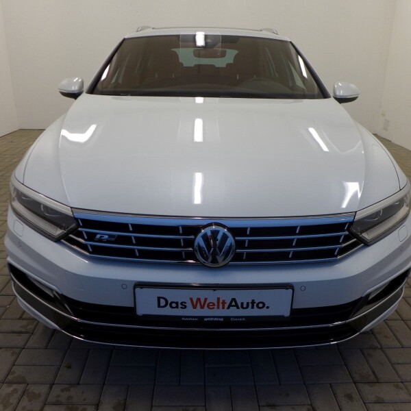 Volkswagen Passat из Германии (17747)