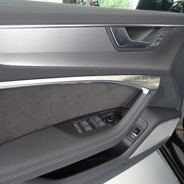 Audi A6  из Германии (18040)