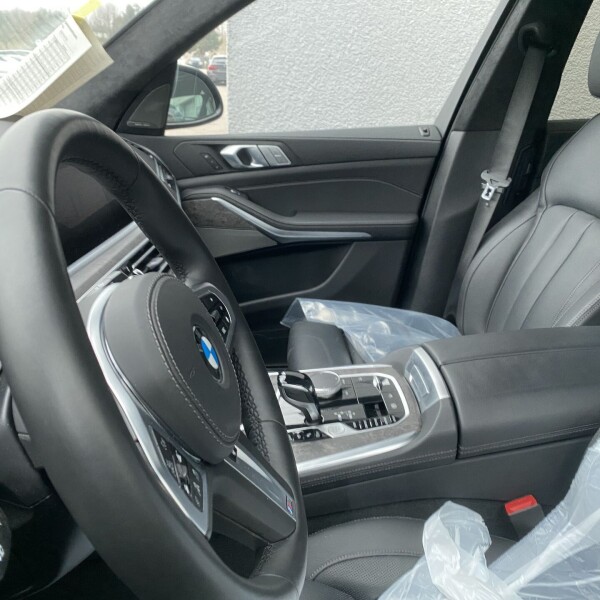 BMW X7 из Германии (37781)