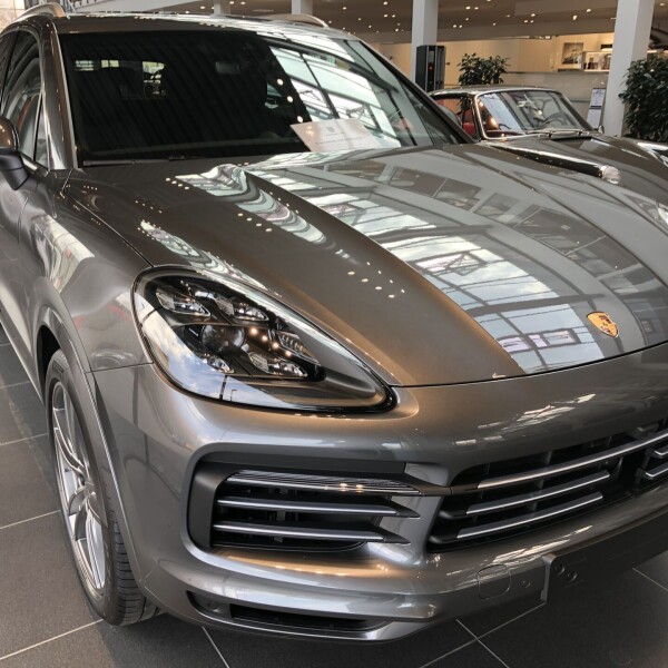 Porsche Cayenne из Германии (18993)