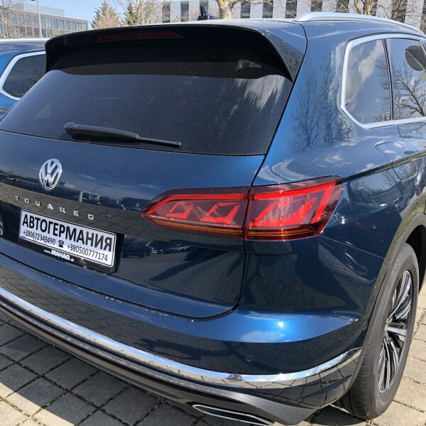 Volkswagen Touareg из Германии (19014)