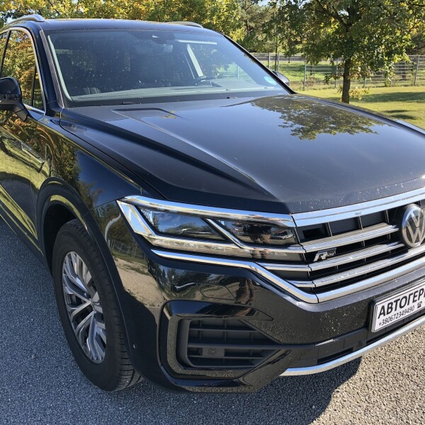 Volkswagen Touareg из Германии (21138)