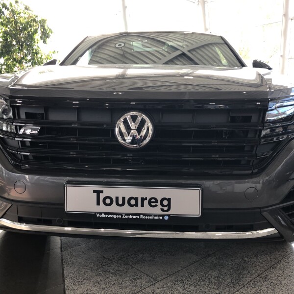 Volkswagen Touareg из Германии (21238)