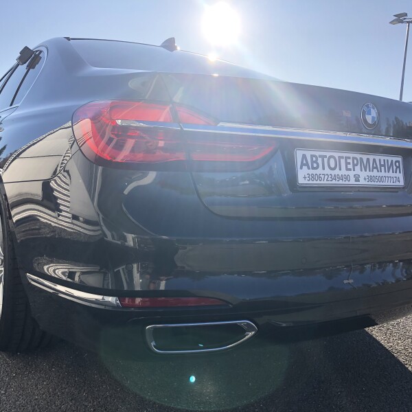 BMW 7-серии из Германии (21381)