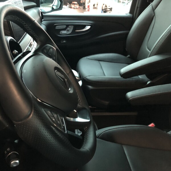 Mercedes-Benz Vito/ Viano V220, V250, V300 из Германии (22032)