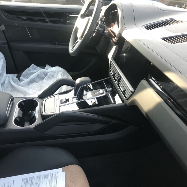 Porsche Cayenne из Германии (22120)