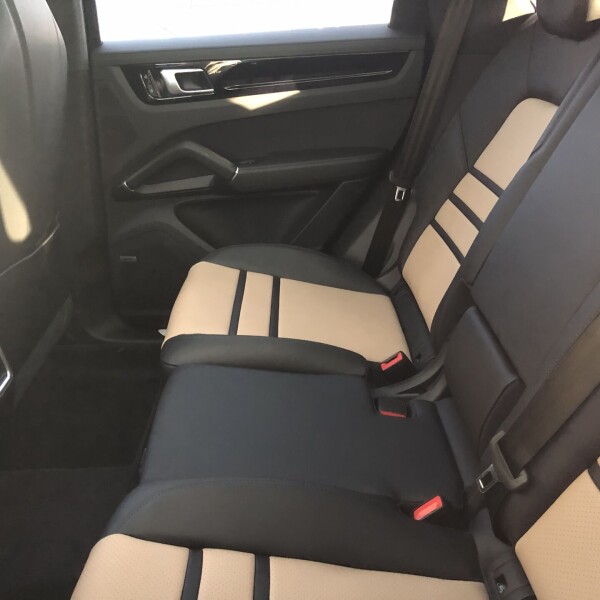 Porsche Cayenne из Германии (22133)