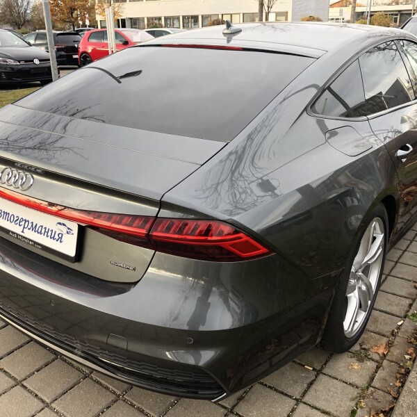 Audi A7  из Германии (22820)