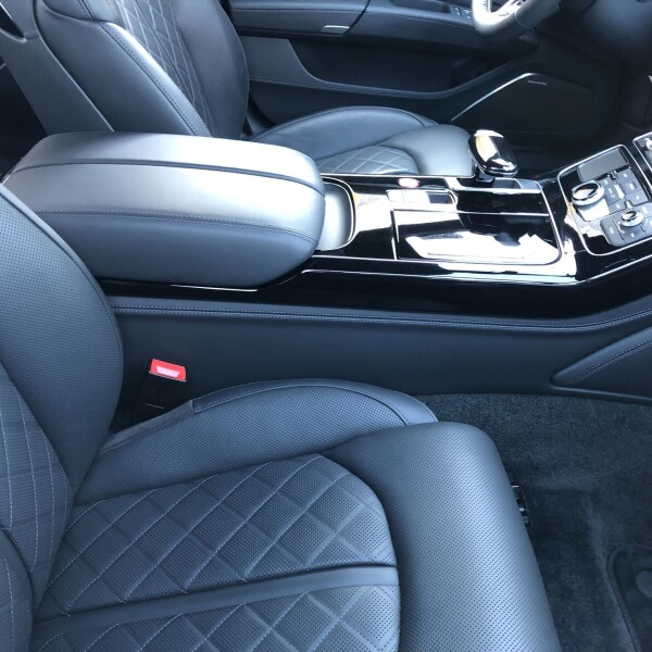 Audi S8  из Германии (22955)