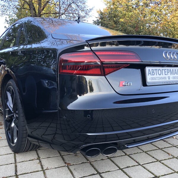 Audi S8  из Германии (22924)