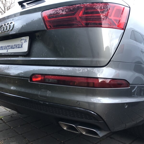 Audi SQ7 из Германии (23106)