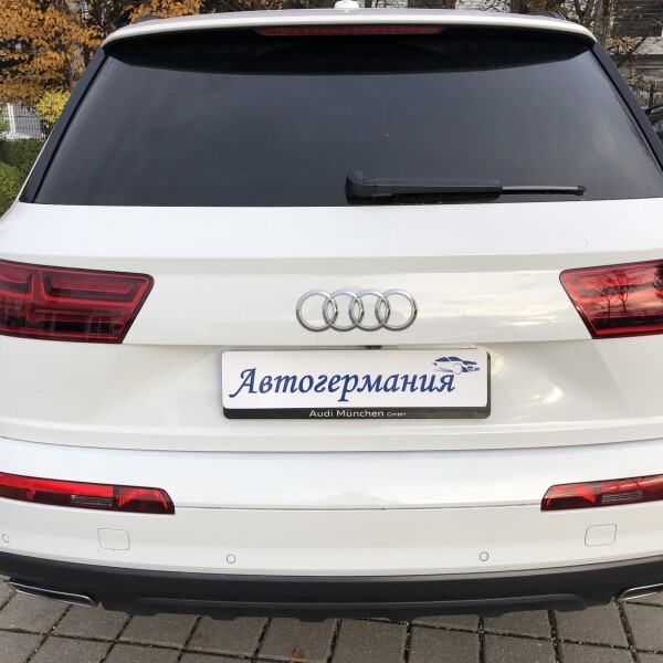 Audi Q7 из Германии (23281)