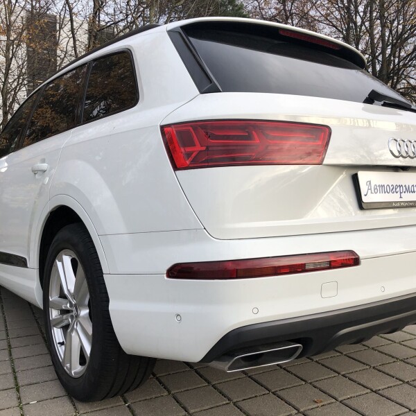Audi Q7 из Германии (23284)