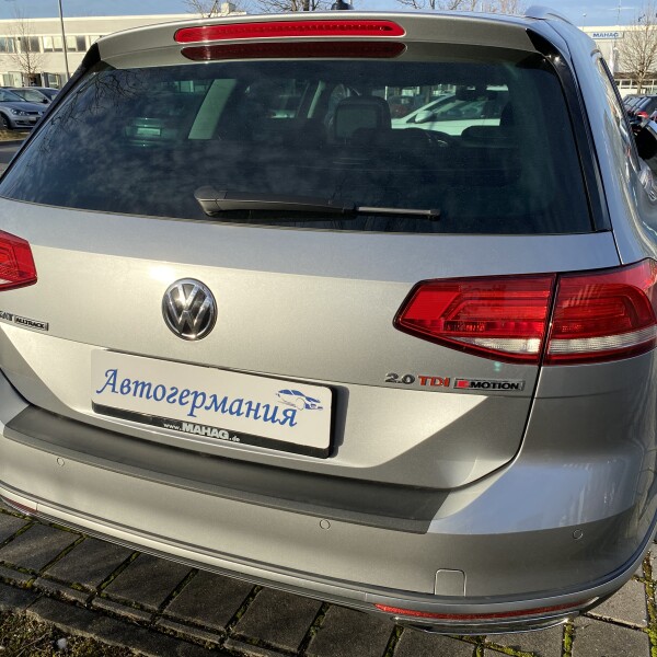 Volkswagen Alltrack из Германии (23716)