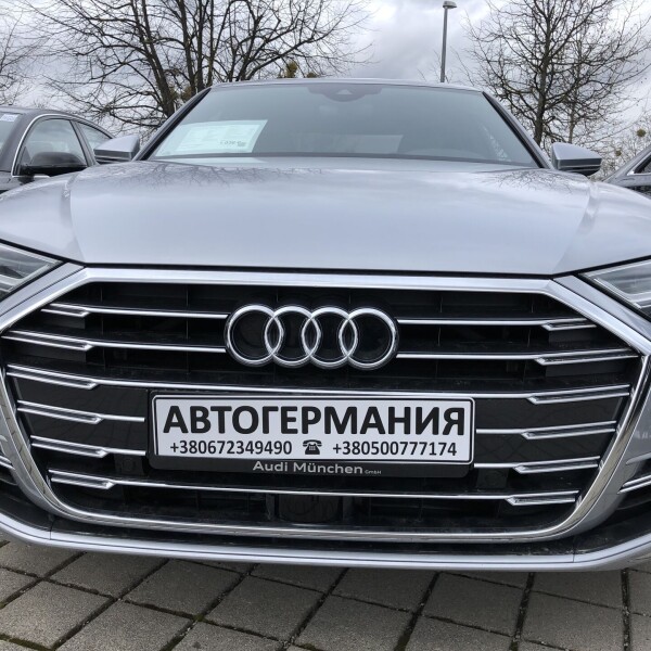 Audi A8  из Германии (24339)