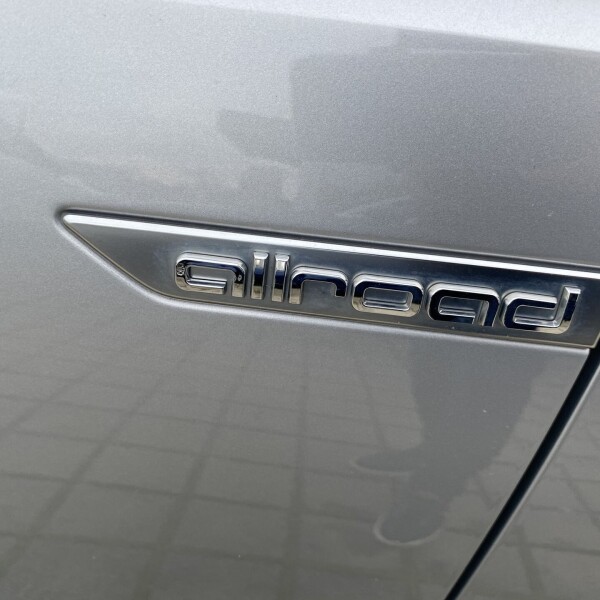 Audi A4 Allroad из Германии (24593)